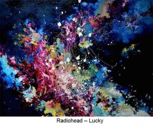 Девушка с синестезией рисует музыку, которую слышит. 01