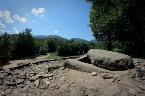 Дольмены. Версии происхождения. 01 Дольмены. Версии происхождения. 01