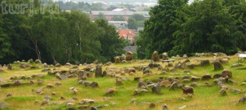 Линдхольм - хойе - одно из наиболее значительных древних сооружений позднего доисторического периода на территории Дании. 01