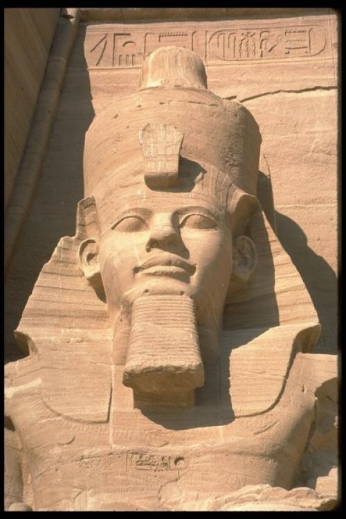 Кто головной убор сфинксу снял? 01