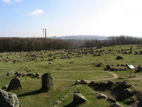 Линдхольм - хойе - одно из наиболее значительных древних сооружений позднего доисторического периода на территории Дании. 02