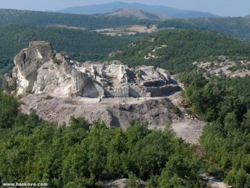 Автор, дайте нормальные фото, обеих рук, а ещё лучше с вашим лицом, руками и датой. 06