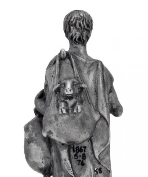 Римская серебряная статуэтка юноши - пастуха, несущего ягненка в кожаном мешке, перекинутом через плечо, I век н. э. 02