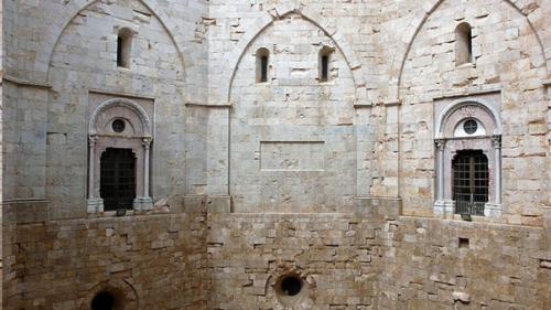 Тайны замка кастель дель монте. 08 Тайны замка кастель дель монте. 08