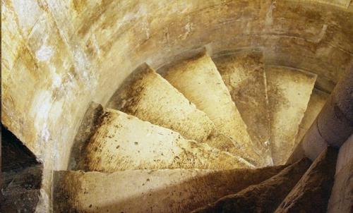 Тайны замка кастель дель монте. 06 Тайны замка кастель дель монте. 06