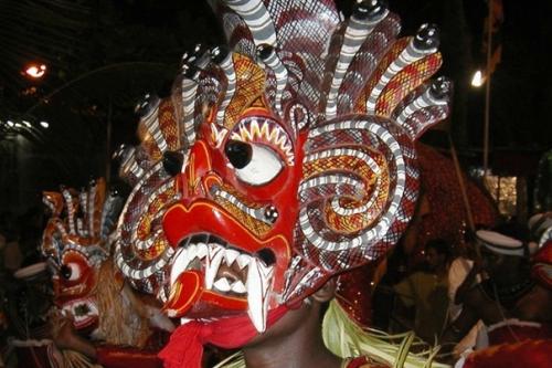 Демоны шри-ланки. Здесь были обнаружены остатки потрясающих древних городов, которые принадлежали таинственному народу - демонам. 04 Демоны шри-ланки. Здесь были обнаружены остатки потрясающих древних городов, которые принадлежали таинственному народу - демонам. 04