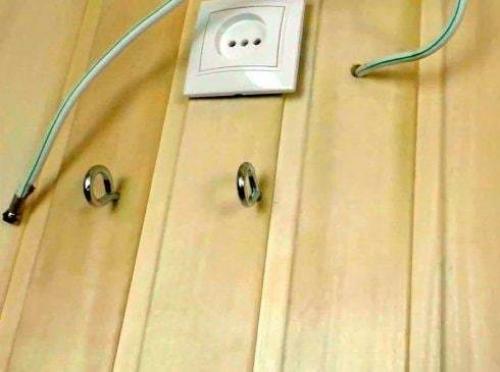 Простой способ телевизор на стене повесить. 01