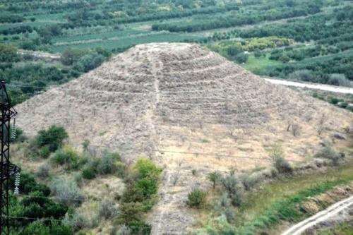 Армянские древние пирамиды. 02 Армянские древние пирамиды. 02