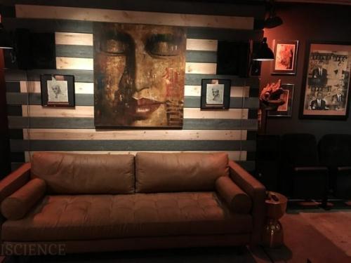 Американец построил себе дом мечты из 11 списанных грузовых контейнеров. 05