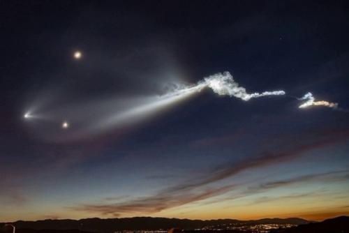 Странные свечения. Странные огни, свечения, огненные шары, которые наблюдаются по всему миру, часто не поддаются логическому объяснению. 02