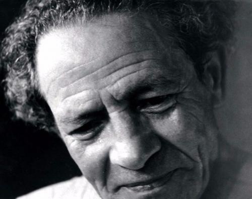 Вольф мессинг - одна из самых загадочных личностей 20-го века. Вольф мессинг - одна из самых загадочных личностей 20-го века.