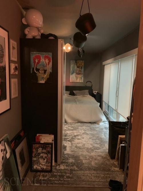 Американец построил себе дом мечты из 11 списанных грузовых контейнеров. 02