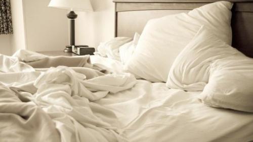 Почему не надо застилать свою постель? Почему не надо застилать свою постель?