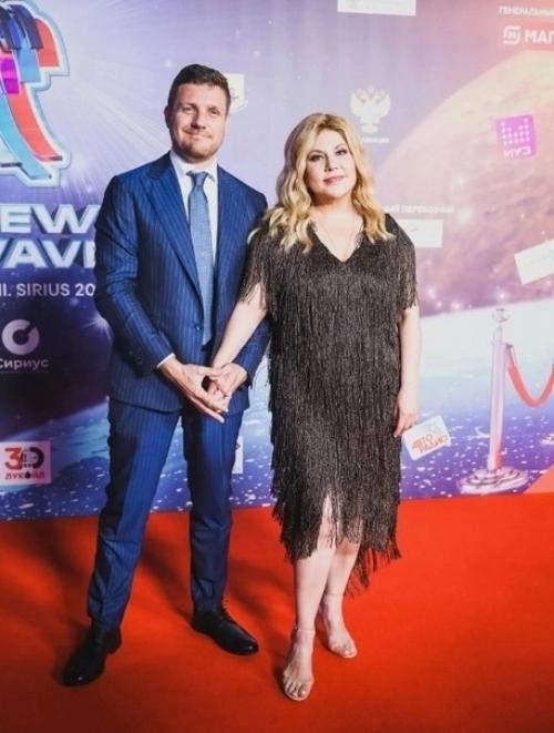 В 2021 году Марина федункив вышла замуж за итальянца Стефано Маджи, который младше её на 13 лет. 01