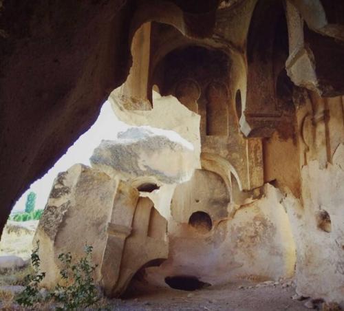 Замок невшехир и скальный город, Турция. 02