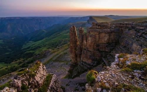 Скалистый хребет на севере большого Кавказа. 04
