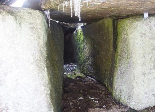 * В предгорьях Алтая найден загадочный мегалитический комплекс *. 06 * В предгорьях Алтая найден загадочный мегалитический комплекс *. 06