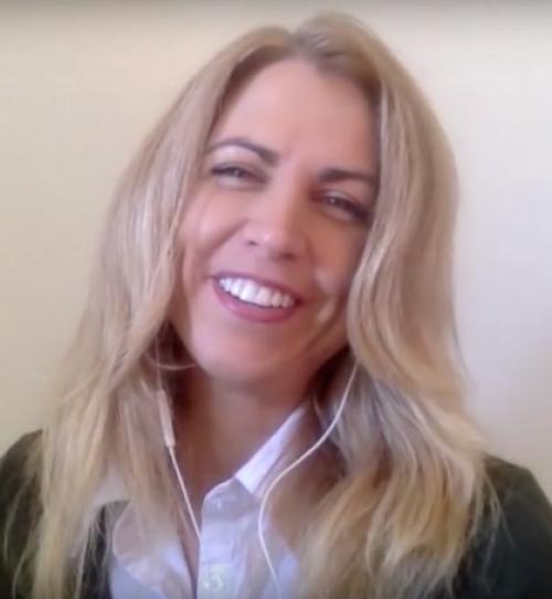 Директор одной из американских компаний Элизабет пэрриш хочет жить и не стареть. Директор одной из американских компаний Элизабет пэрриш хочет жить и не стареть.