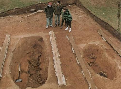 * Сенсационная Находка в замке шато - гайар. 01