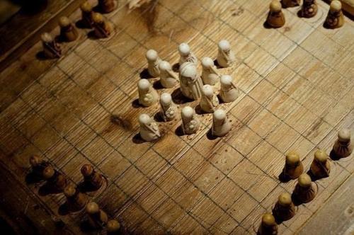 Хнефатафл - скандинавская настольная игра. 04 Хнефатафл - скандинавская настольная игра. 04