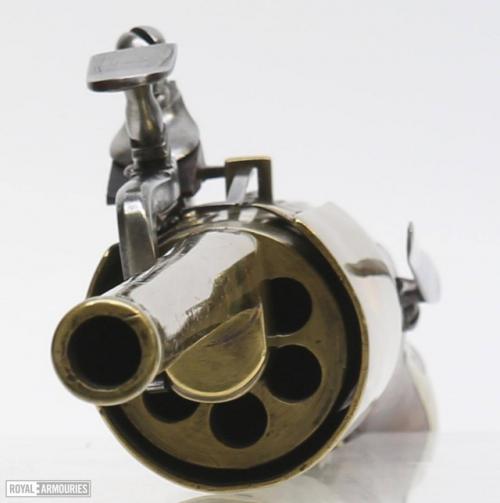 Вы думаете револьверы изобрели в XIX веке? 03