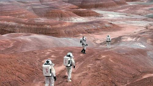 На Гавайях стартовал эксперимент по выживанию на Марсе. На Гавайях стартовал эксперимент по выживанию на Марсе.