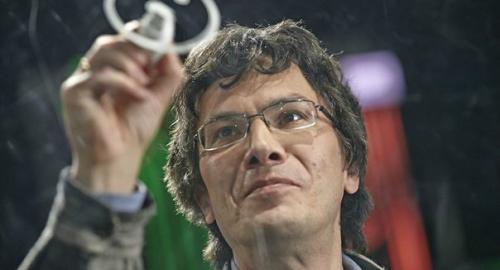 Наука основана на принципе причинности: мы считаем, что если что-то происходит, значит, на то есть причина.