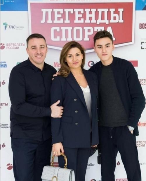 25 Лет вместе - 54-Летний Солист ГруппыИванушки International Кирилл Андреев отметил серебряную свадьбу с женой Лолитой. 07