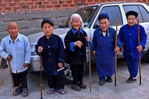 Аномалия китайской деревни карликов. 01