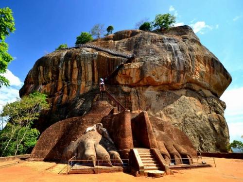 Cигиpия.  Больше вопросов чем ответов. 05