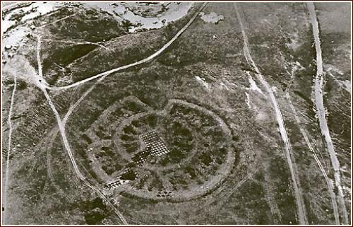 Аркаим. Ezomir.  Это древнее поселение, расположенное на юге челябинской области, называют самым загадочным археологическим памятником России. 02 Аркаим. Ezomir.  Это древнее поселение, расположенное на юге челябинской области, называют самым загадочным археологическим памятником России. 02