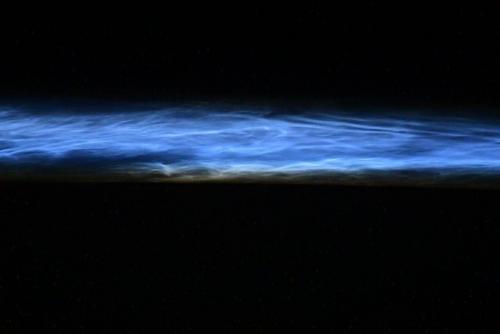 Серебристые облака - самые высокие облачные образования нашей планеты. 04