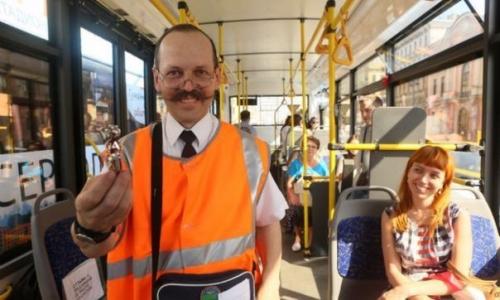 История о том, как вся страна встала на защиту лучшего кондуктора Петербурга.