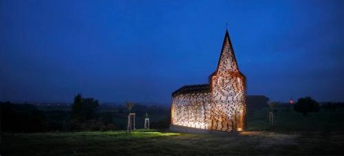 Легче воздуха: необычная церковь в Бельгии. 06