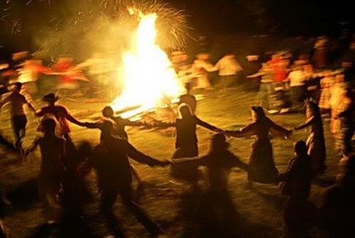 Самайн, хэллоуин и день всех святых. Самайн, хэллоуин и день всех святых.