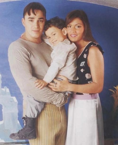 25 Лет вместе - 54-Летний Солист ГруппыИванушки International Кирилл Андреев отметил серебряную свадьбу с женой Лолитой. 02