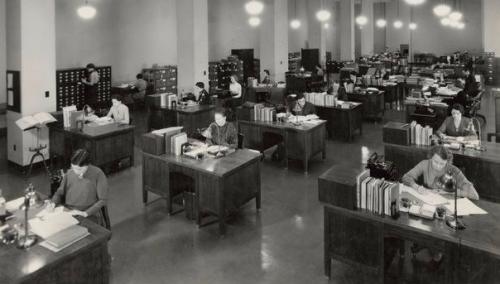 Сидячий образ жизни провоцирует заболевания печени.

