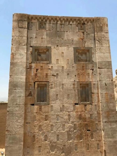 Куб Заратустры - древнее здание в накше - Рустам (Иран. 01